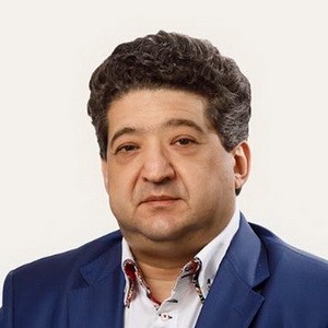 Исагулян Эмиль Давидович